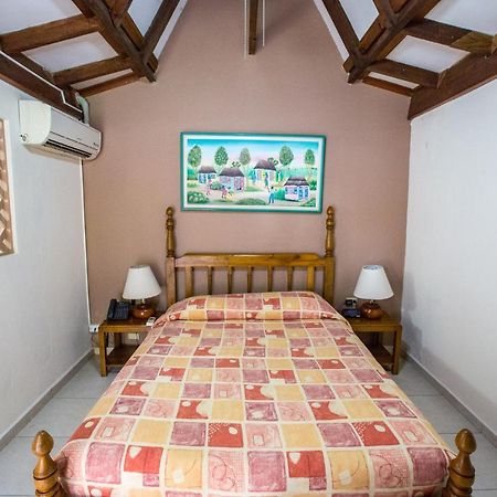 Moulin Sur Mer Beach Resort Montrouis Eksteriør bilde