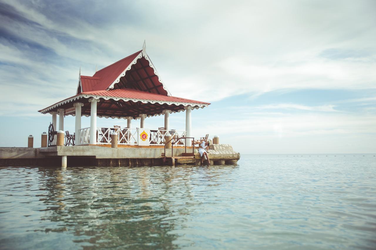 Moulin Sur Mer Beach Resort Montrouis Eksteriør bilde